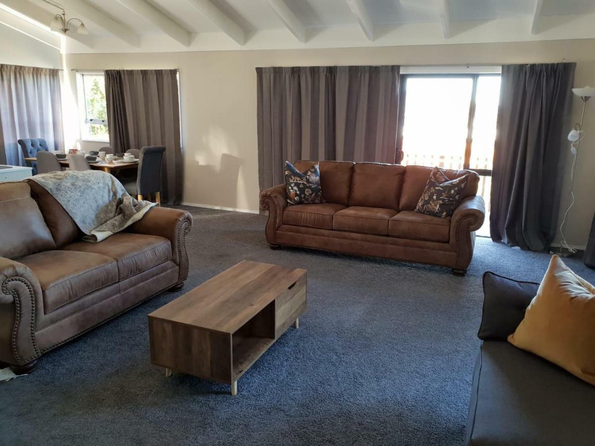 B, D & D Bed And Breakfast Taupo Exterior photo